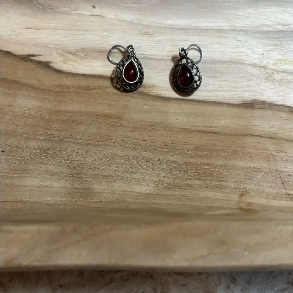 Elegant Teardrop Earrings in Red and Silver